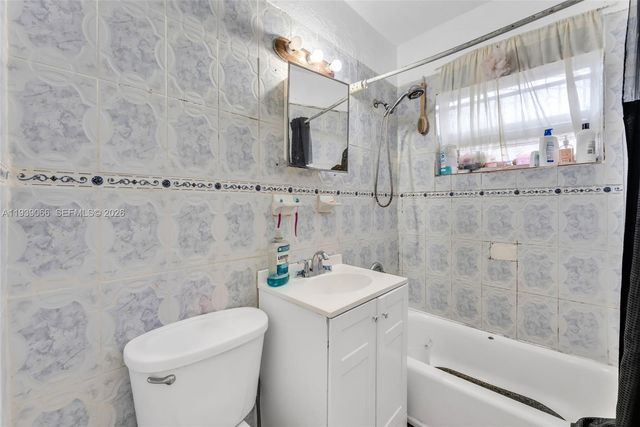 13493 NW 8th Ave, North Miami, FL 33168