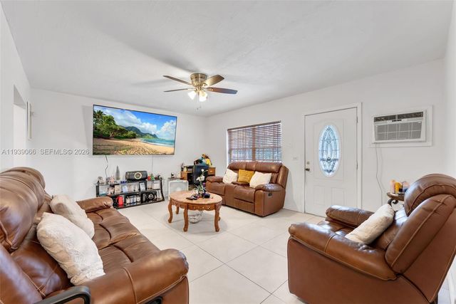 13493 NW 8th Ave, North Miami, FL 33168