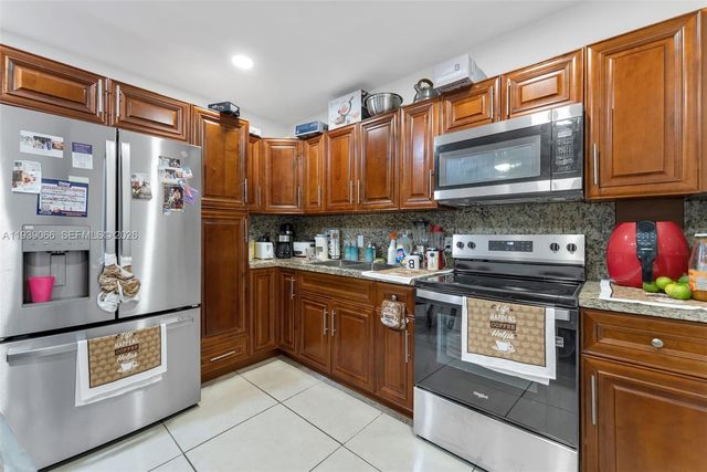 13493 NW 8th Ave, North Miami, FL 33168