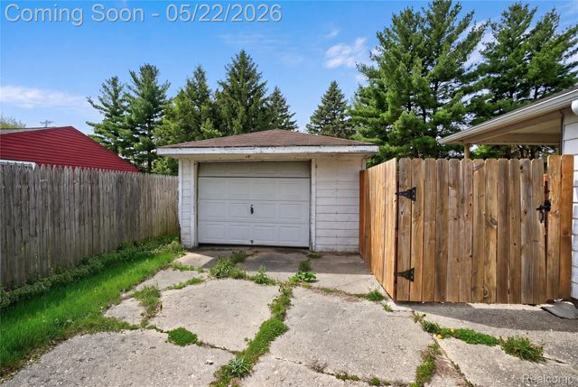 3385 N Genesee Road, Genesee Charter Township, MI 48506