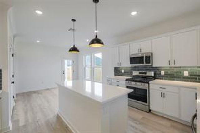21130 Autumn Heights, Bonney, TX 77583