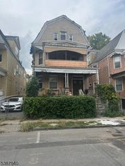 199 Amherst St, East Orange City, NJ 07018