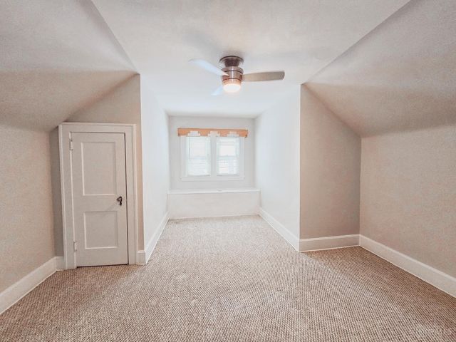 2048 W Galbraith Road, Cincinnati, OH 45239