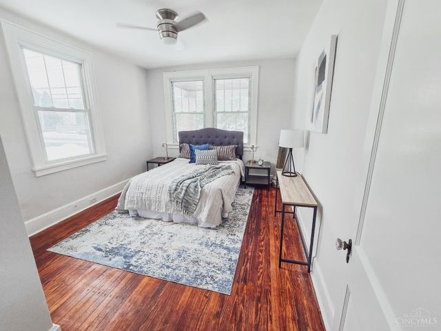 2048 W Galbraith Road, Cincinnati, OH 45239