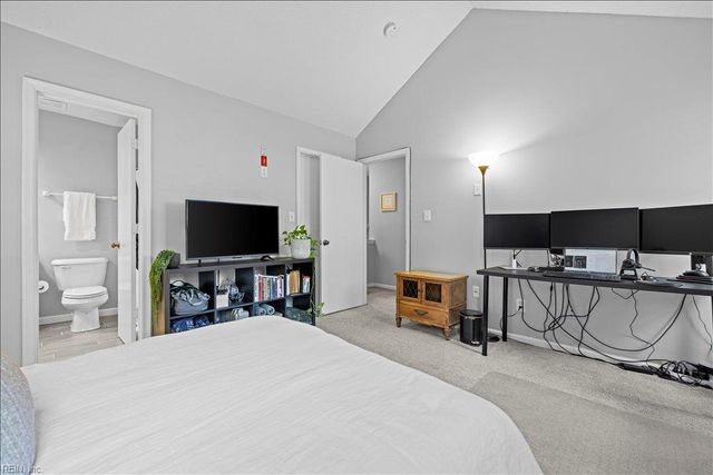 1697 Cottenham LN, Virginia Beach, VA 23454