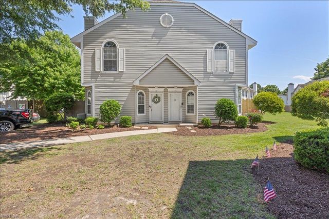 1697 Cottenham LN, Virginia Beach, VA 23454