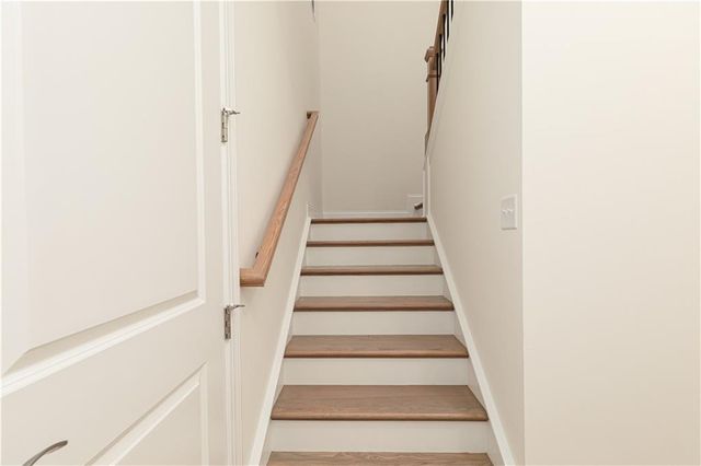 182 Mooney Road, Woodstock, GA 30188