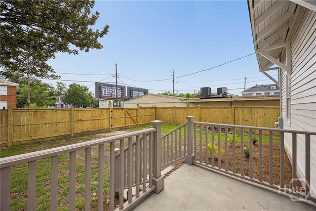 104 W 41st Street, Savannah, GA 31401