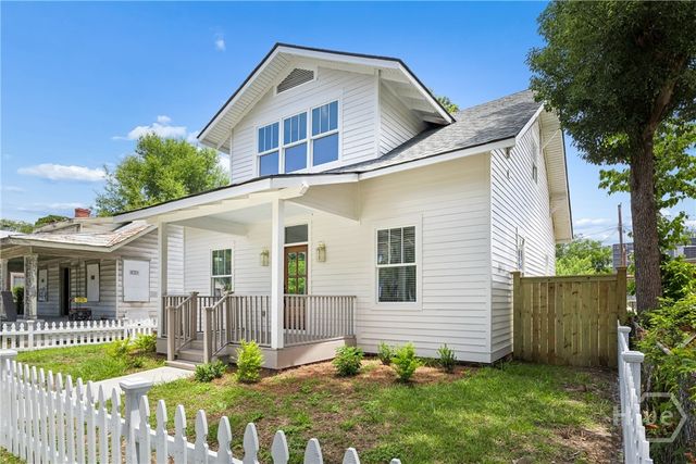104 W 41st Street, Savannah, GA 31401