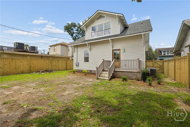 104 W 41st Street, Savannah, GA 31401
