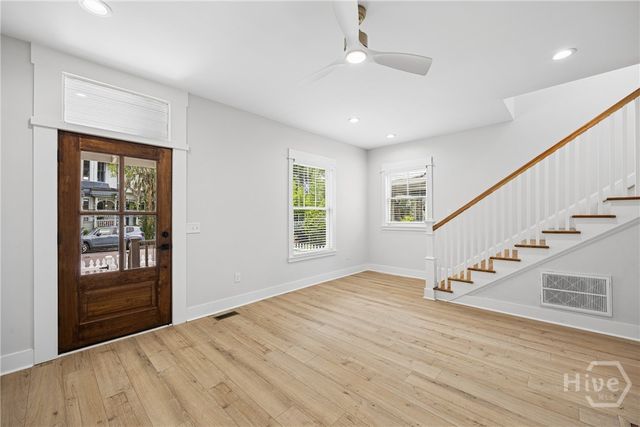 104 W 41st Street, Savannah, GA 31401