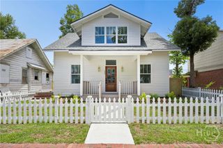 104 W 41st Street, Savannah, GA 31401