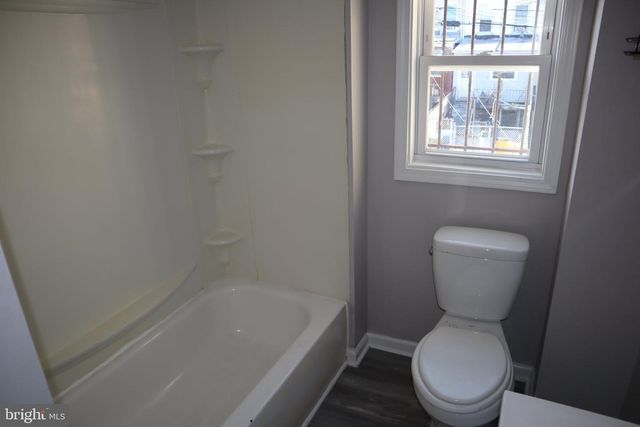 3511 E FAIRMOUNT AVE, Baltimore, MD 21224
