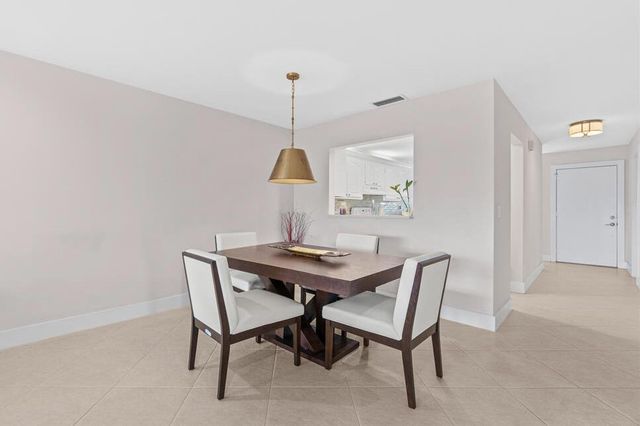 5656 Via Delray Boulevard, Delray Beach, FL 33484