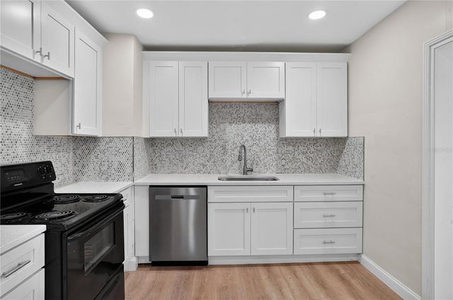 6946 5TH AVENUE N, St Petersburg, FL 33710