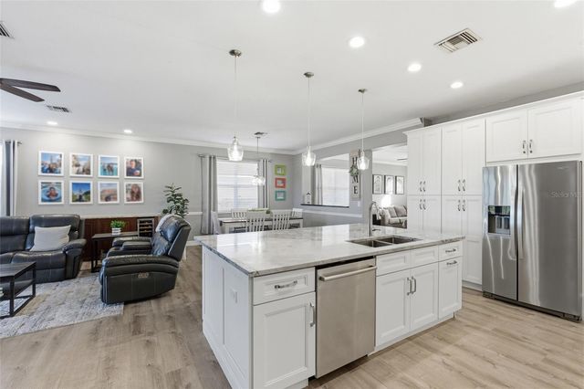 13048 SW PEMBROKE CIRCLE S, Lake Suzy, FL 34269