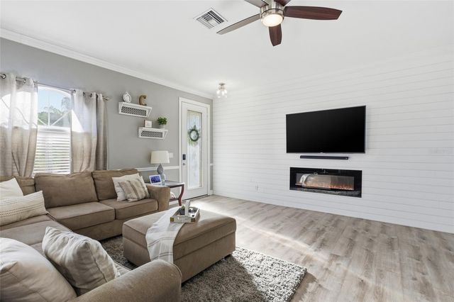 13048 SW PEMBROKE CIRCLE S, Lake Suzy, FL 34269