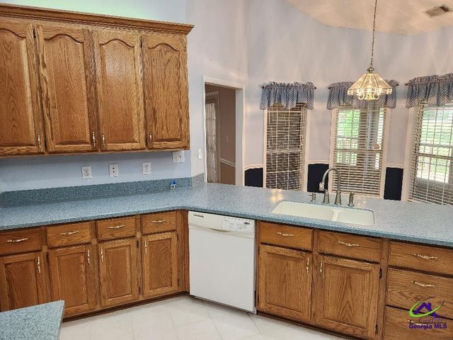 247 Hatcher Road, Warner Robins, GA 31088