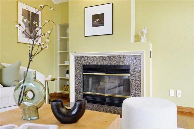 727 Portwalk Place, Redwood City, CA 94065