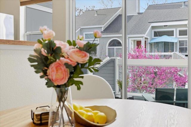 727 Portwalk Place, Redwood City, CA 94065