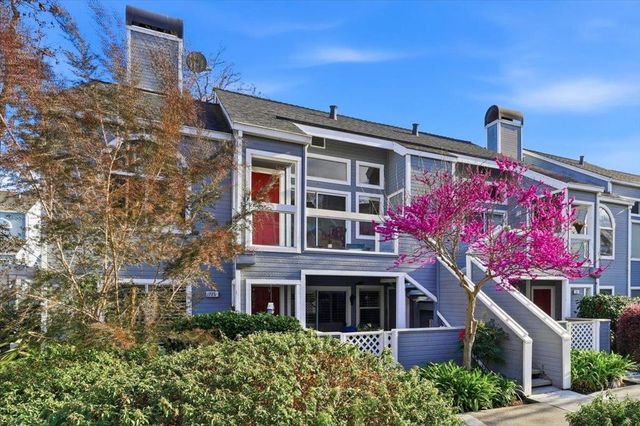 727 Portwalk Place, Redwood City, CA 94065