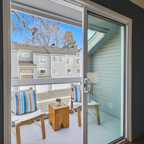 727 Portwalk Place, Redwood City, CA 94065