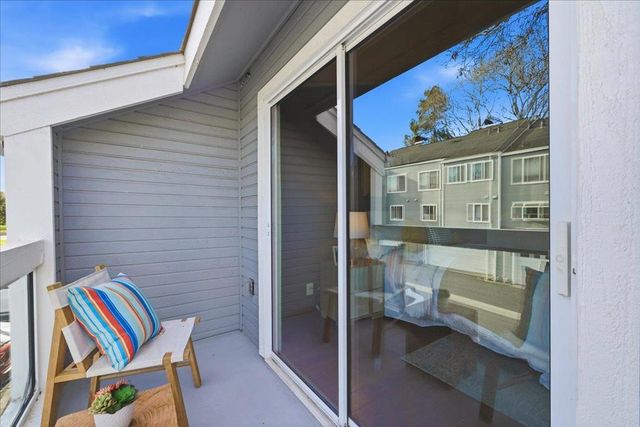 727 Portwalk Place, Redwood City, CA 94065