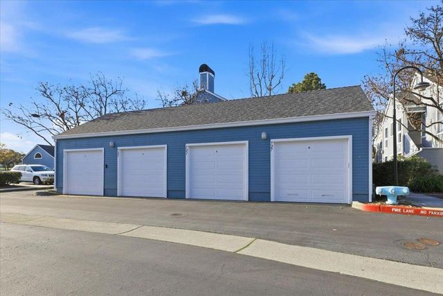 727 Portwalk Place, Redwood City, CA 94065