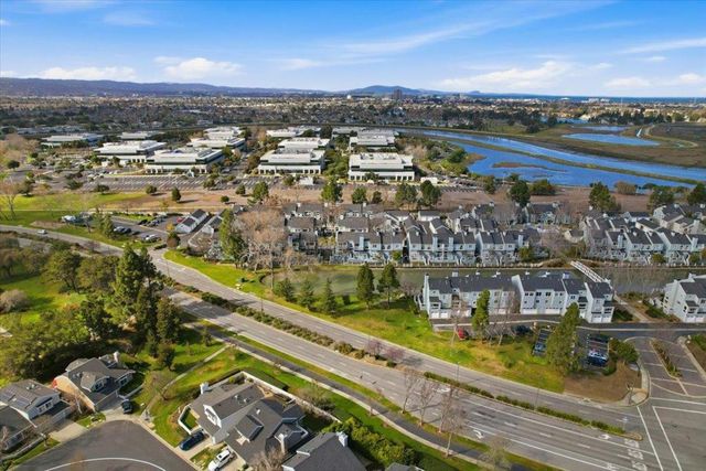 727 Portwalk Place, Redwood City, CA 94065