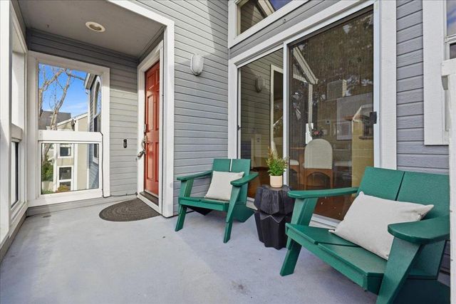 727 Portwalk Place, Redwood City, CA 94065