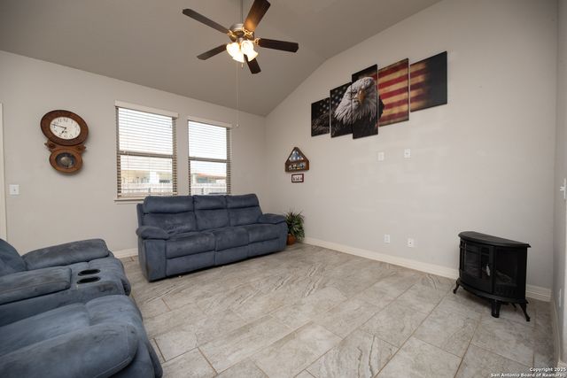 811 Low Cloud, New Braunfels, TX 78130