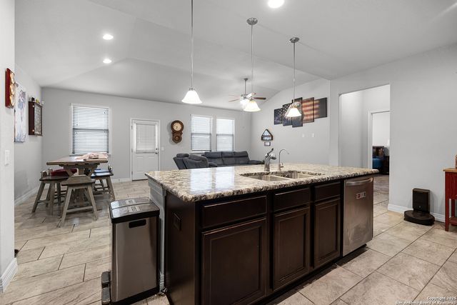 811 Low Cloud, New Braunfels, TX 78130