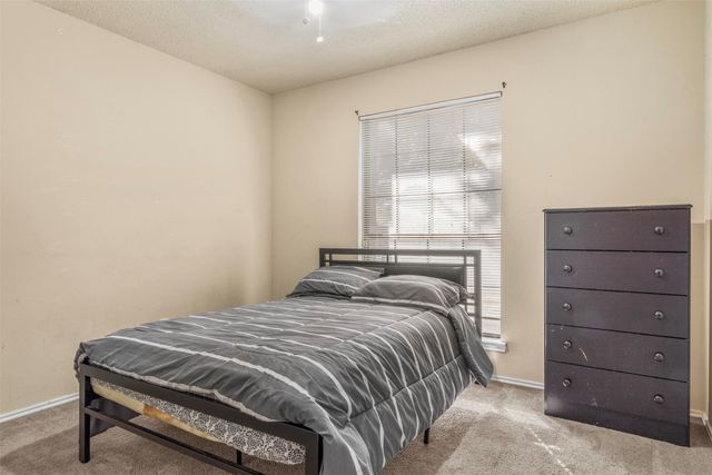 808 Simon Drive, Cedar Hill, TX 75104