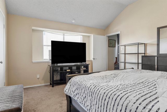 808 Simon Drive, Cedar Hill, TX 75104