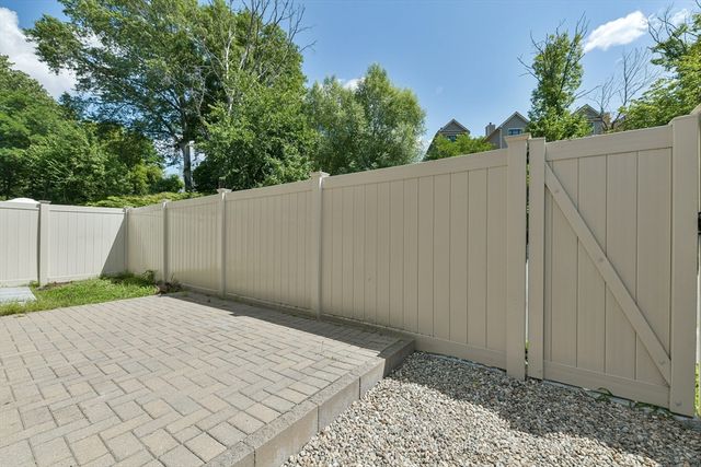 132 Newton St 132, Boston, MA 02135