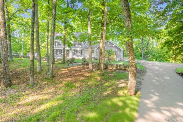 34 Contour Lane, Salt Point, NY 12578