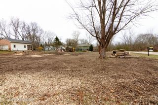 1011B S Cook Street, Barrington, IL 60010