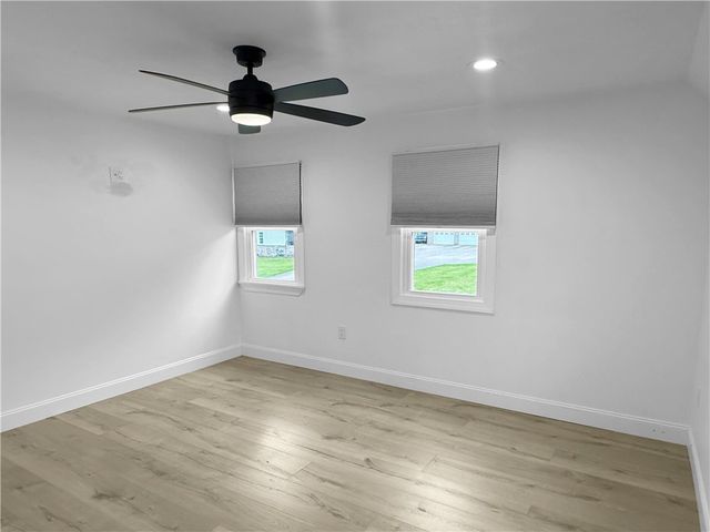 1098 Tenth St, Taylor Twp, PA 16160