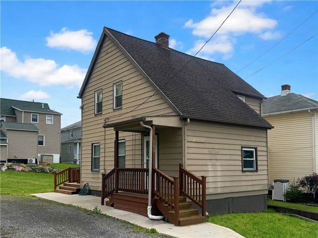 1098 Tenth St, Taylor Twp, PA 16160