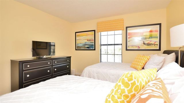 1424 ROLLING FAIRWAY DRIVE, Davenport, FL 33896