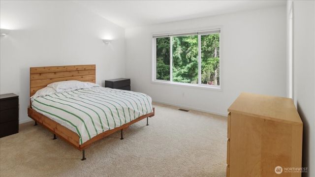 923 183rd Place SE, Bothell, WA 98012