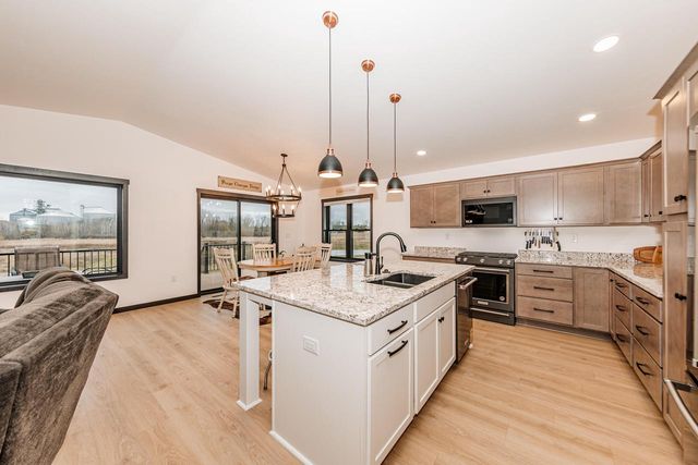 555 Lake Breeze LANE, Random Lake, WI 53075