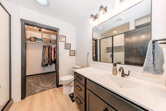 555 Lake Breeze LANE, Random Lake, WI 53075