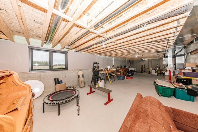 555 Lake Breeze LANE, Random Lake, WI 53075