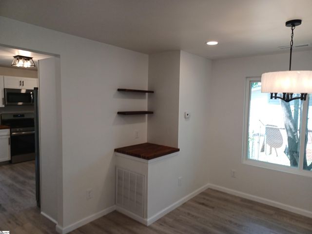 137 Forest Street, Greer, SC 29650