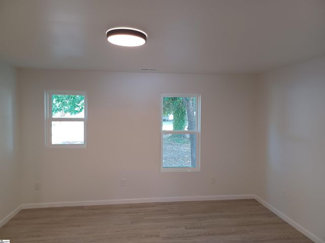 137 Forest Street, Greer, SC 29650