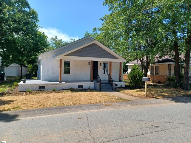 137 Forest Street, Greer, SC 29650