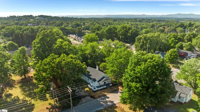 137 Forest Street, Greer, SC 29650