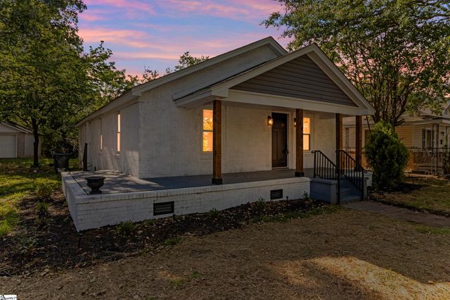 137 Forest Street, Greer, SC 29650