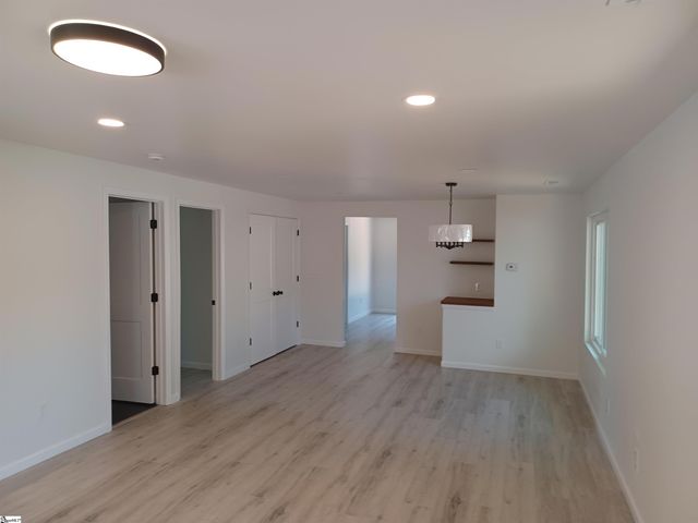 137 Forest Street, Greer, SC 29650